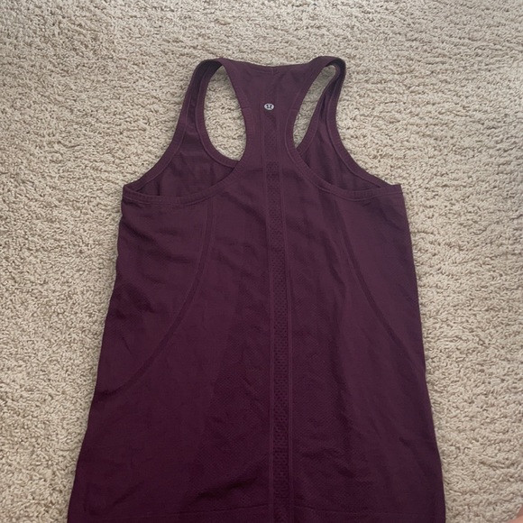LULULEMON TANK - Picture 3 of 3